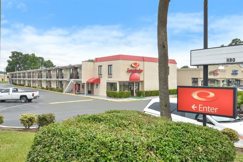 Econo Lodge Midtown Savannah Exterior photo